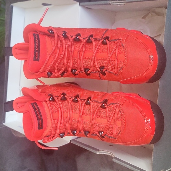 New Nike - Picture 9 of 14